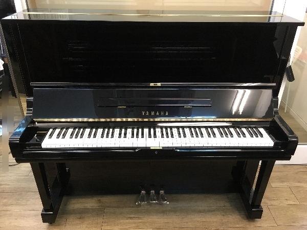 ヤマハアップライトピアノ　U3A（1984年製造）